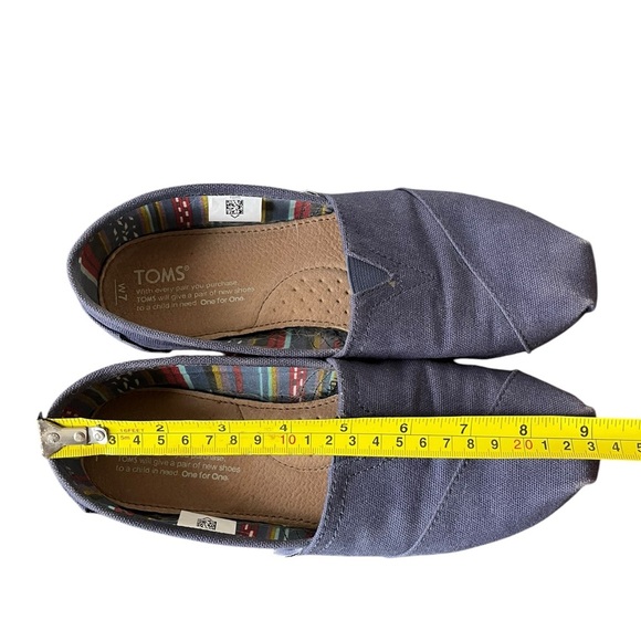 TOMS women’s size 7 Classic Canvas Slip-On Shoes - Navy blue lightweight summer - Picture 6 of 6